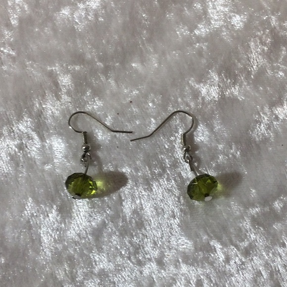 Green Bead Earrings - Picture 4 of 12